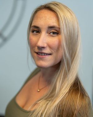 Shauna, Surgical Assistant